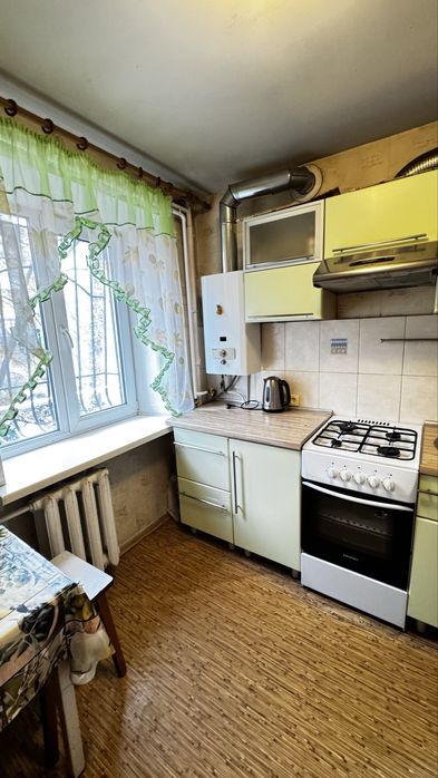 Продам 1к квартиру уг Калиновой и Правды!