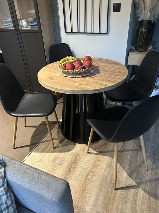 Krzesła komplet 4 sztuki