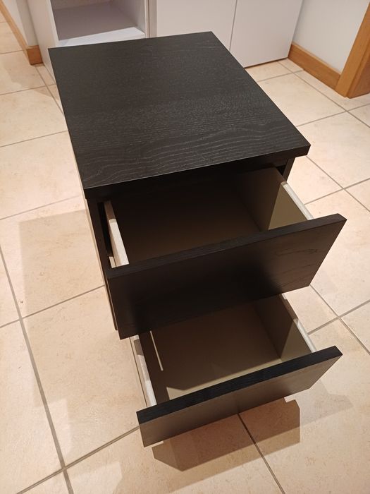 Mesa cabeceira ikea