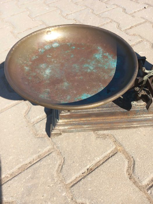 Balança FORCE até 10 kg, francesa, tigelas de latão, década de 1920