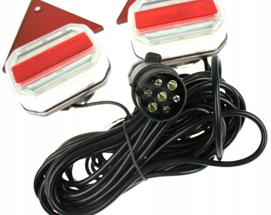 Lampa Tylna Led Dynamiczny Kierunek Magnes Trójkąt