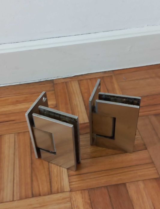 Vidro de resguardo de banheira