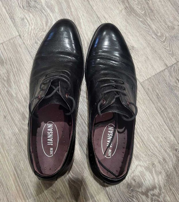 Шкіряні туфлі Брогі з натуральної шкіри, розмір 40