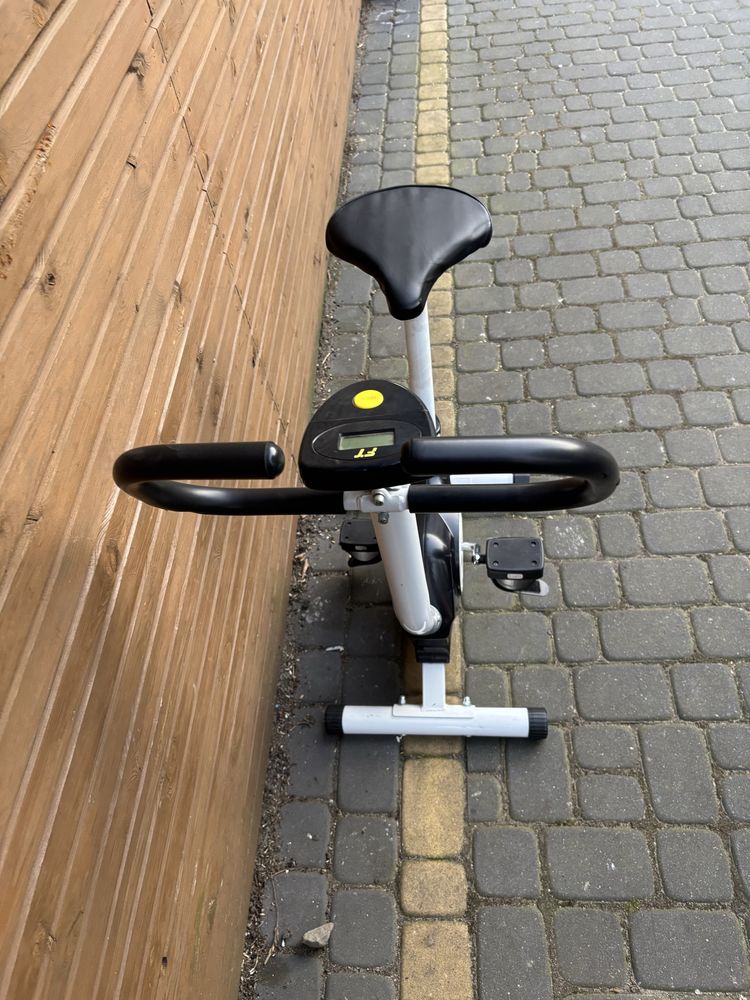 Rowerek stacjonarny rehabilitacyjny