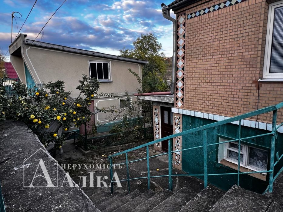 Продам хороший будинок