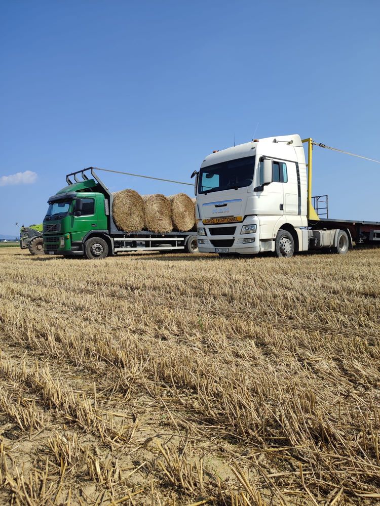 Transport slomy materiałów sypkich plodów rolnych