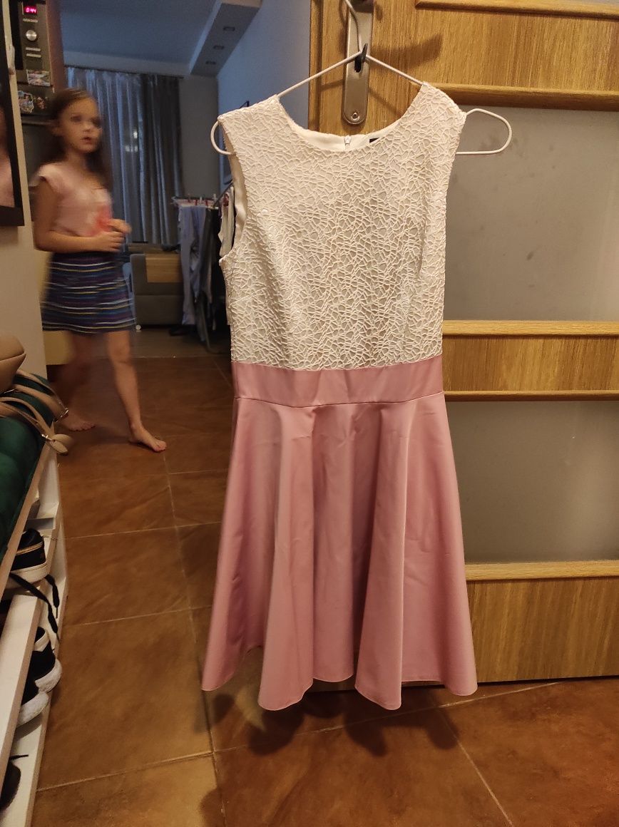 Sukienka rozmiar 38