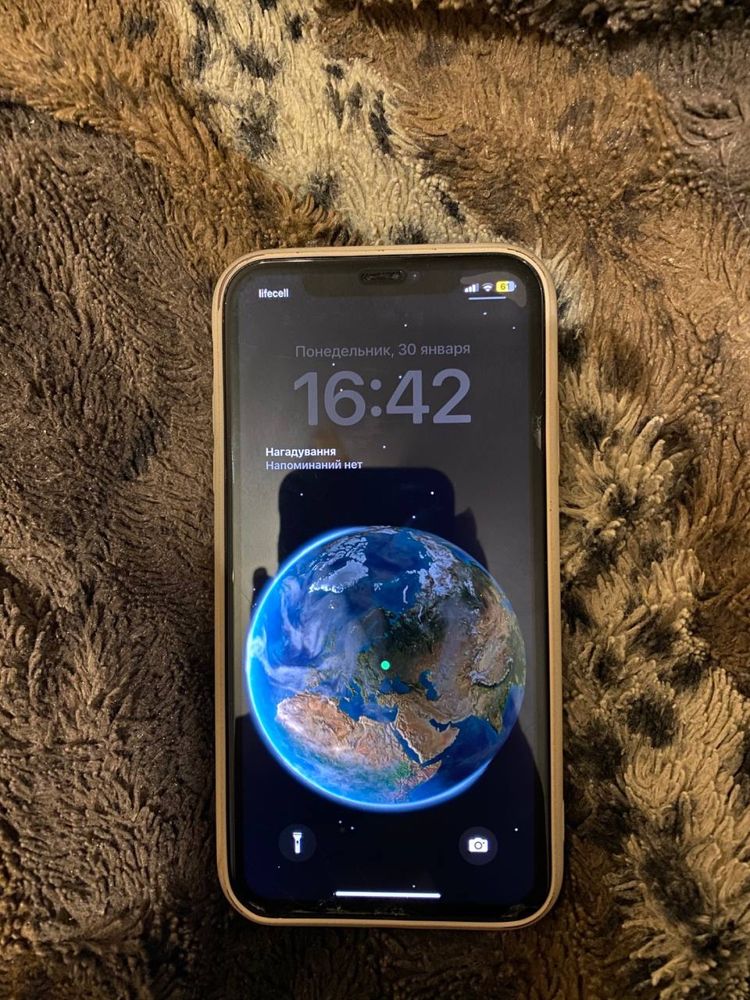Продаю iPhone 11 64 GB