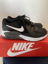 Nike Air Max Excee 39