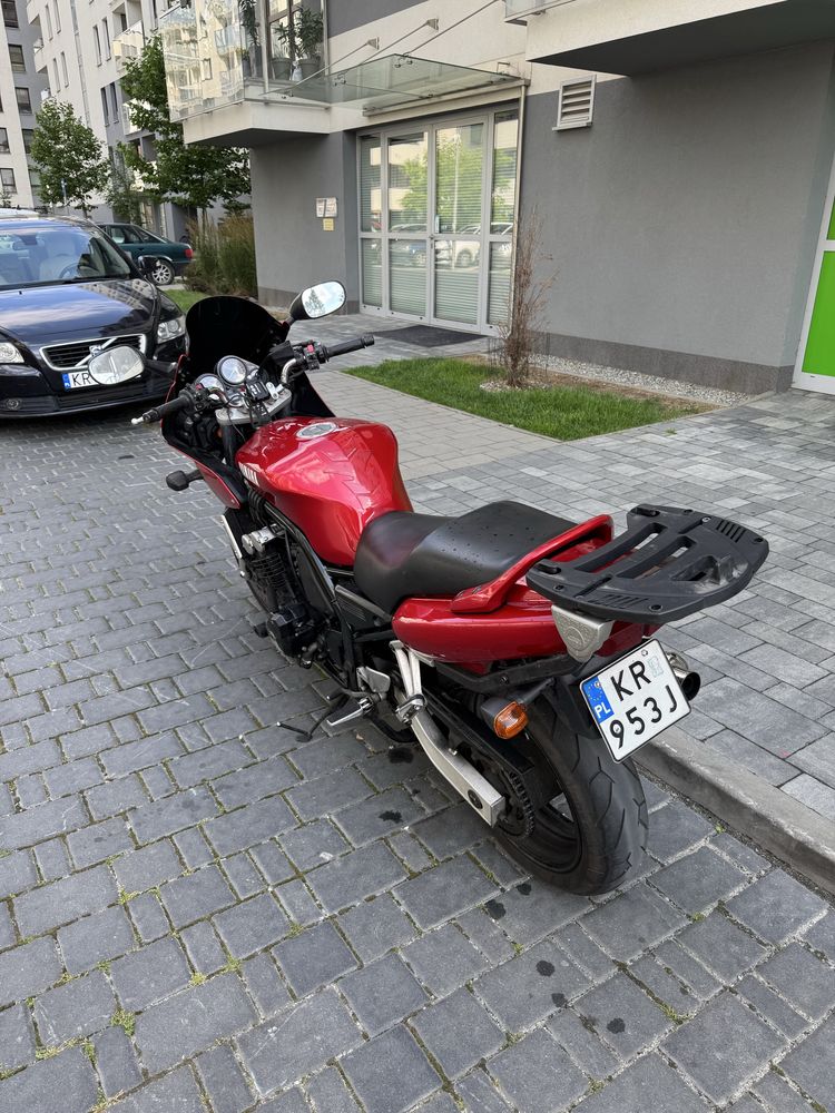Yamaha FZS 600 Fazer