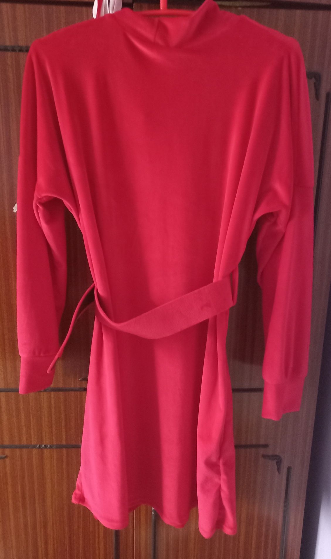 Sukienka welurowa czerwona nowa rozmiar uniwersalny