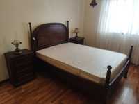 Vendo cama de casal em madeira+colchão magnético e estrado