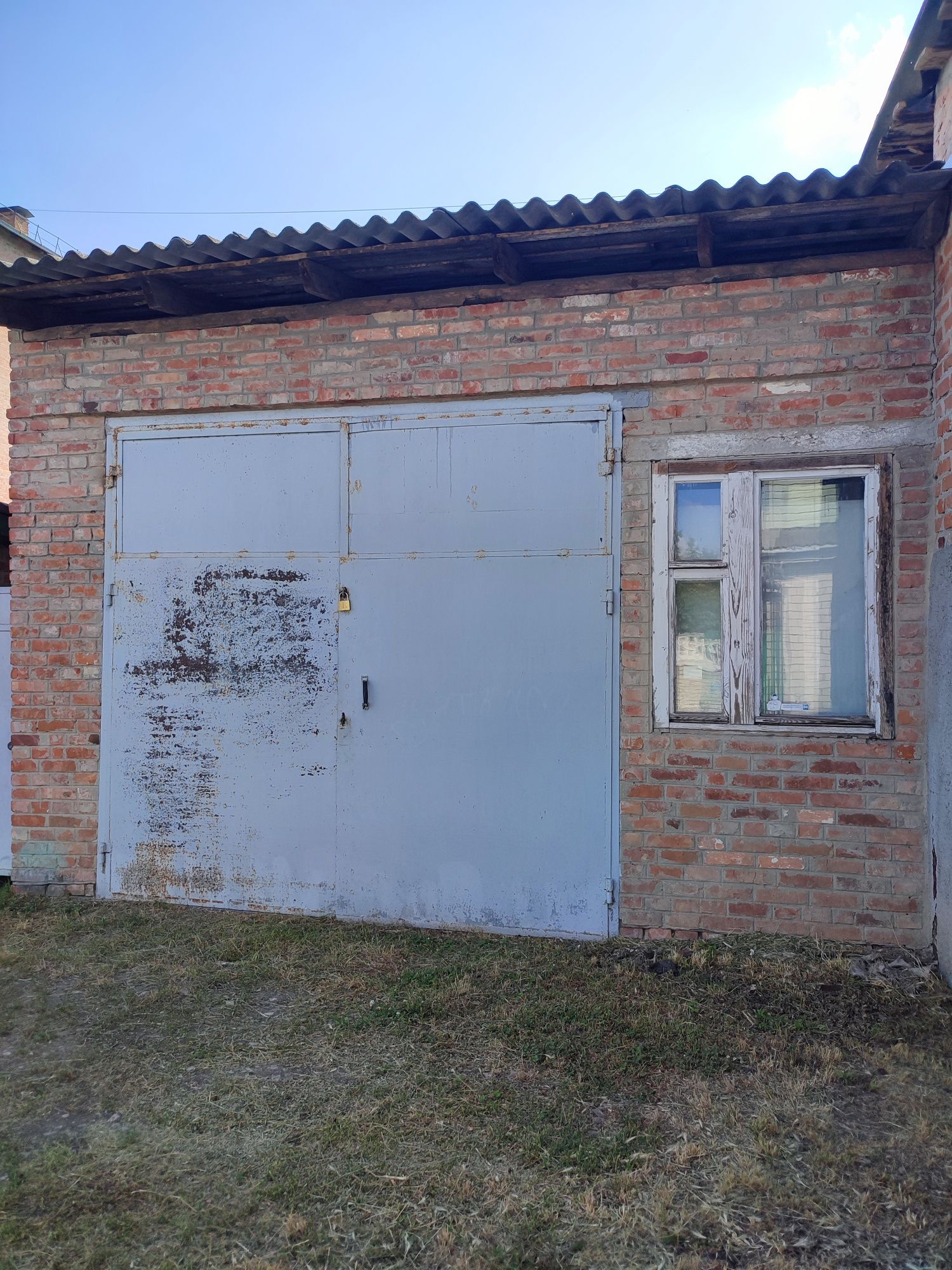 Гараж 6*10  р-н СПТУ - 44