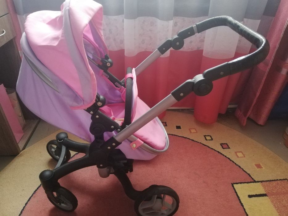 Коляска для кукол