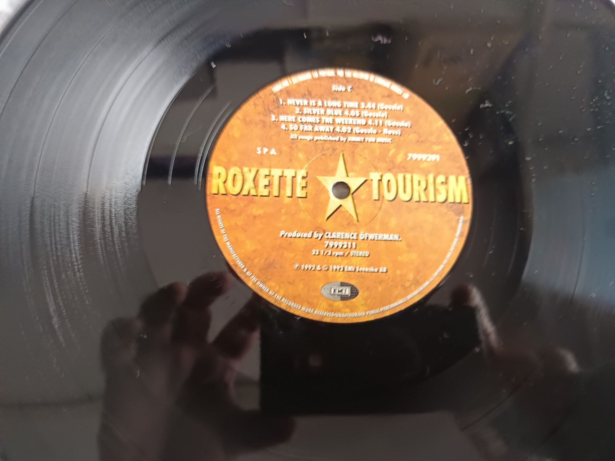 Vendo 54 discos de vinil