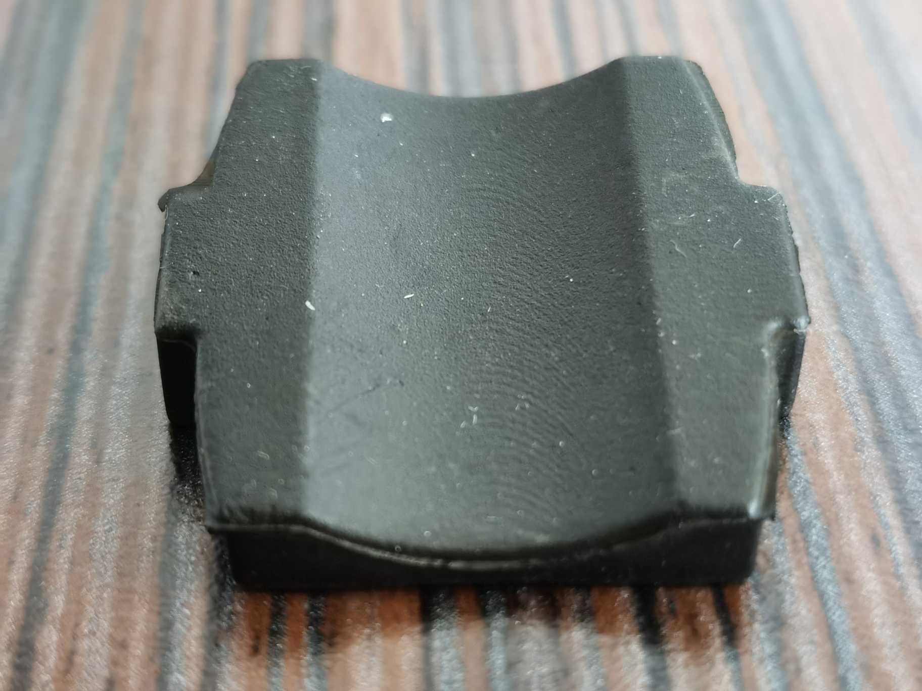 Wkładka-dystans gumowy - Uchwyt rowerowy Garmin Edge 205/305/605/705