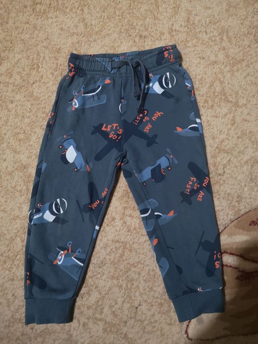 Продам костюмчик для хлопчика .