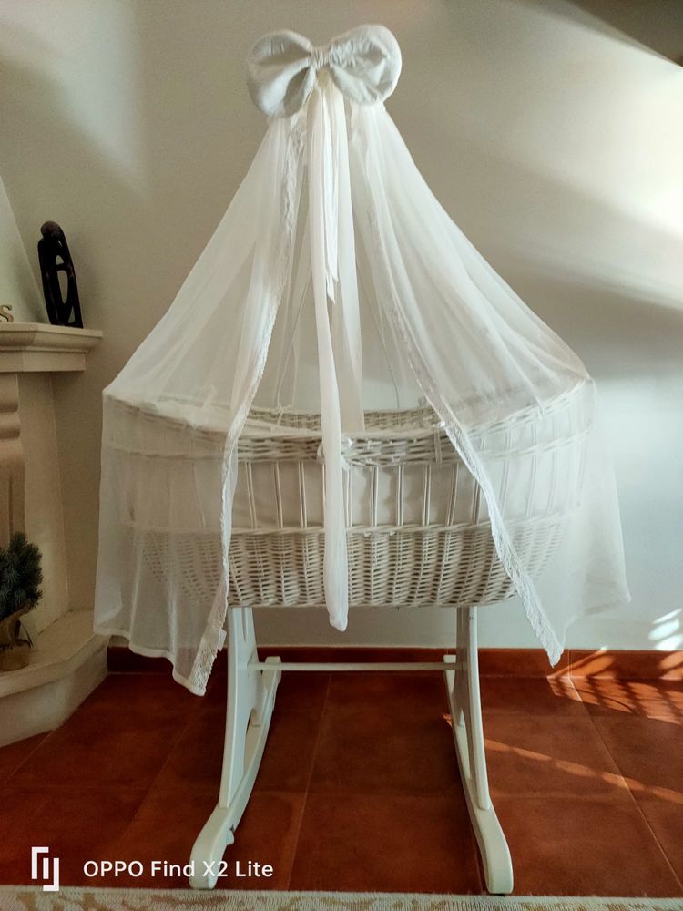 Berço bebé com doussel