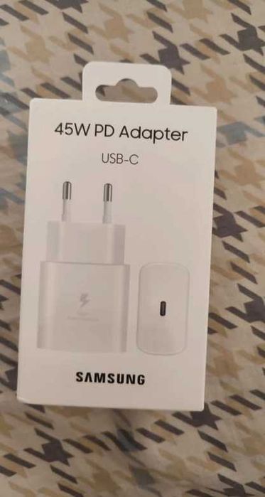 Samsung 45W biała Super szybkie ladowanie - jeszcze w pudełku! TA-845