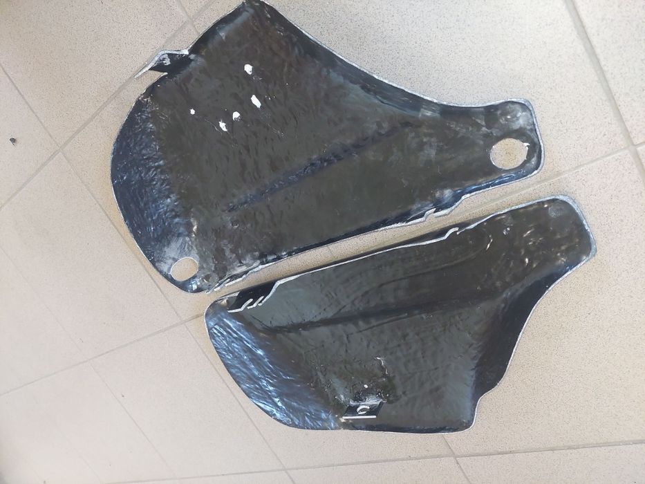 Sprzedam nowe polskie oslony boczne boczki rama wsk125 garbuska duże