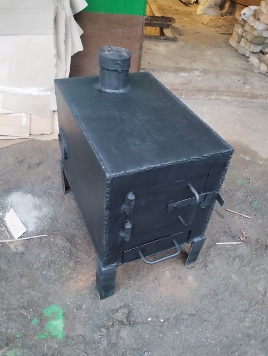 Буржуйка, металева піч.