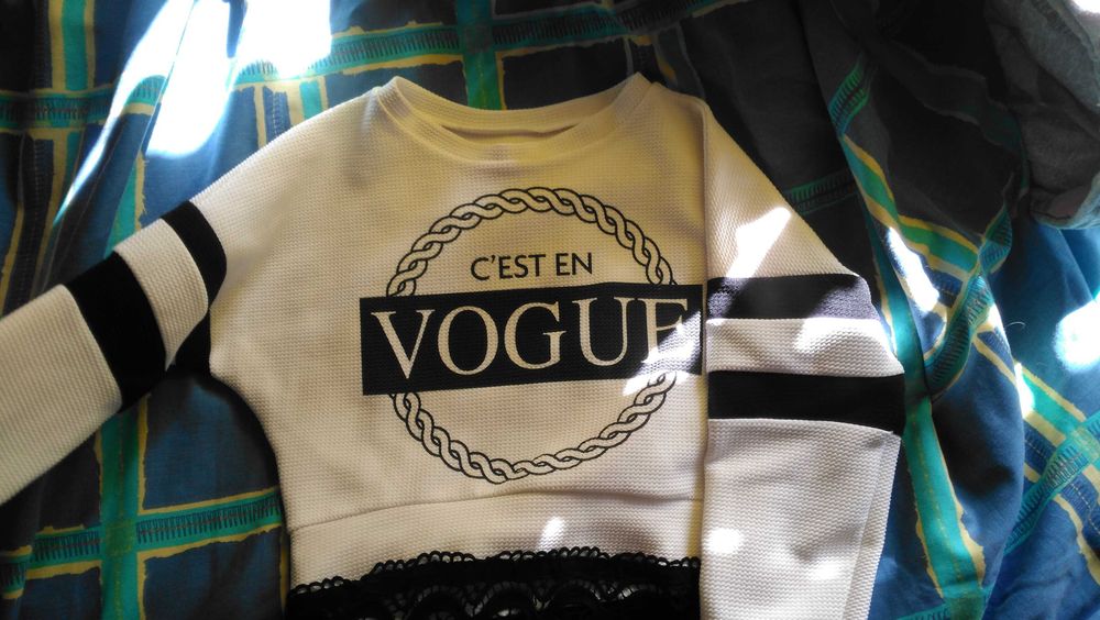 Camisola " C'est en Vogue "