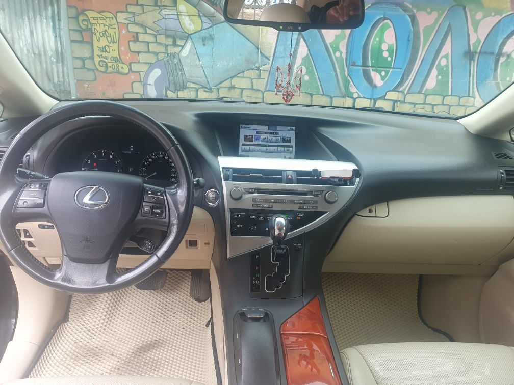 Продам Lexus RX 350