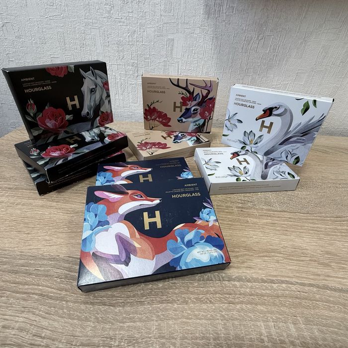 В наявності ! Палетка Hourglass Кінь Лебідь Лисиця Олень