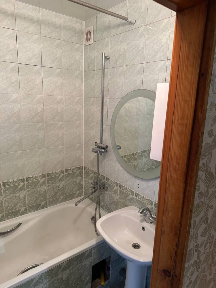 Продається 3-кім. квартира, пр. Молоді, 11