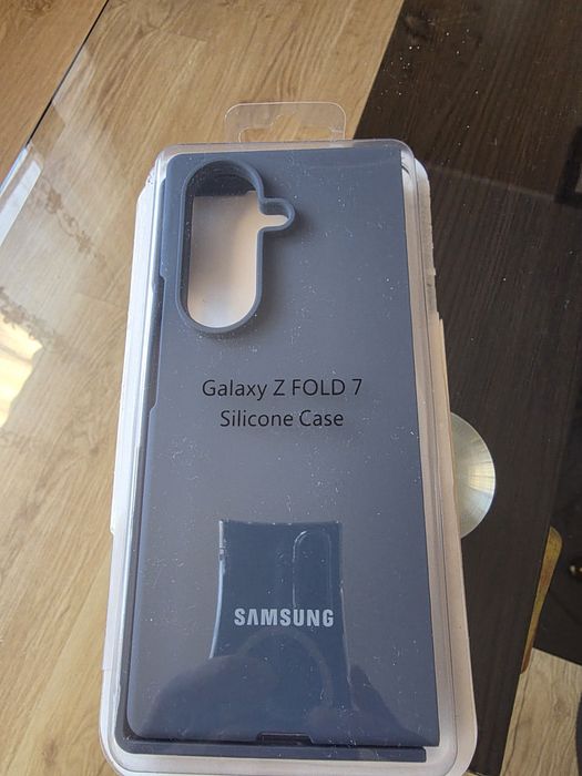 Silicone case samsung z fold 7 przód tyl