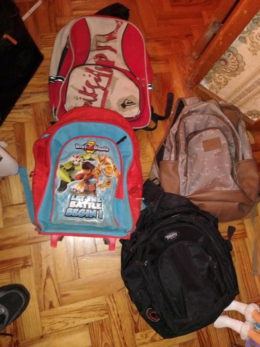 Aulas Chegaram! Mochilas Low Cost a se apresentarem5E-Estojos2EDesde2E
