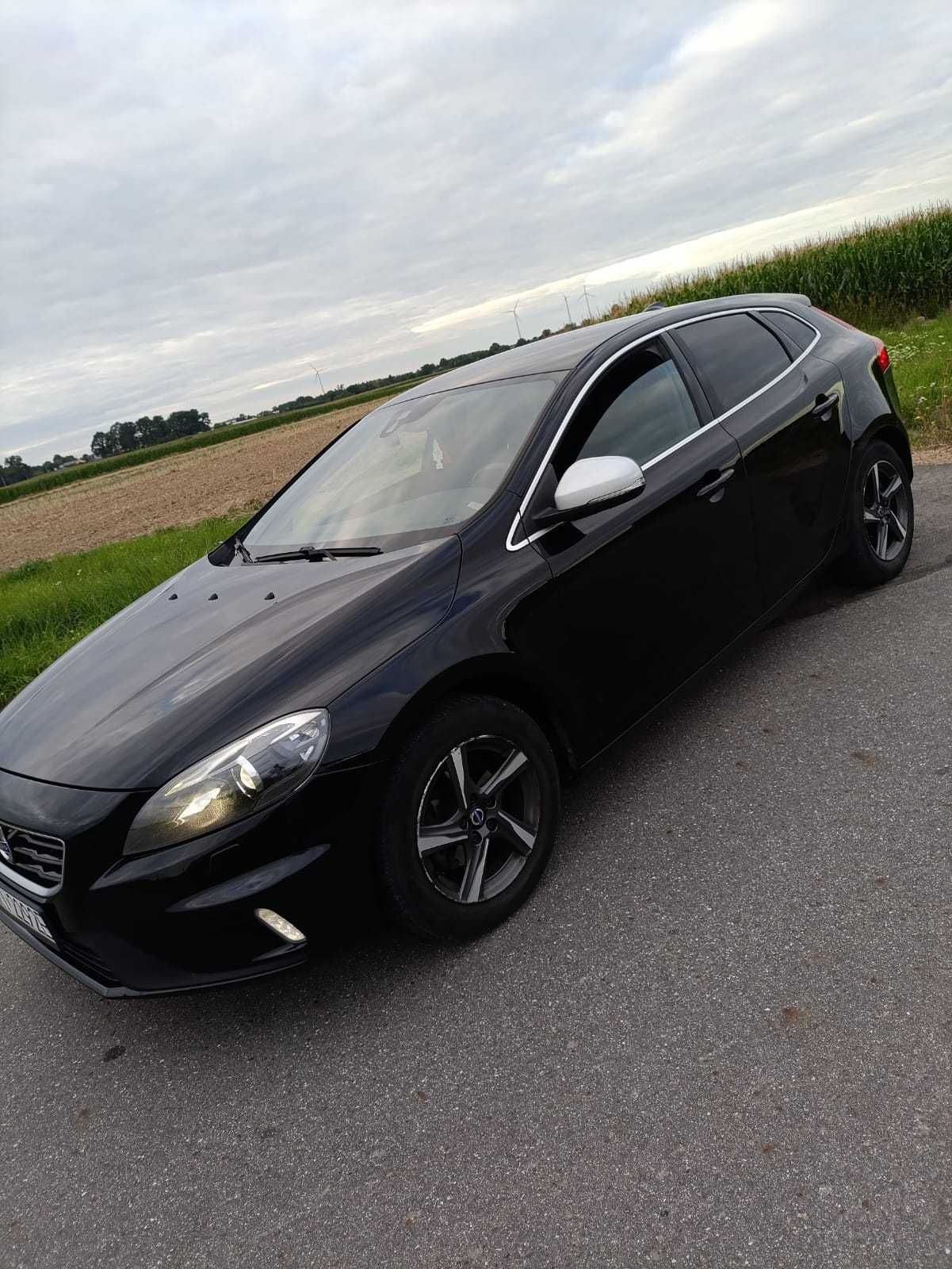Volvo V40 D2 R-Design