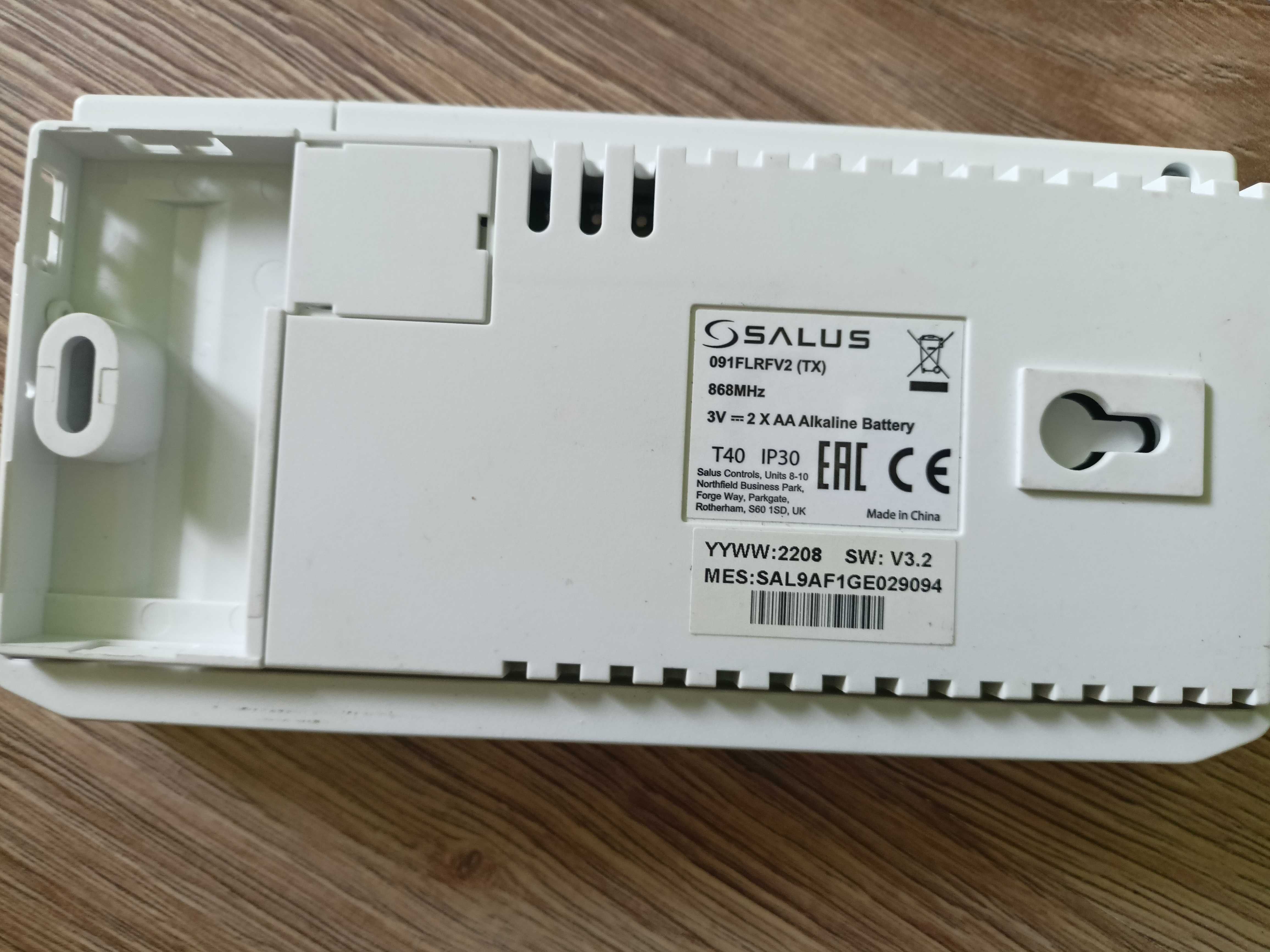 SALUS 091FLRF V2 sterownik termostat  nowy