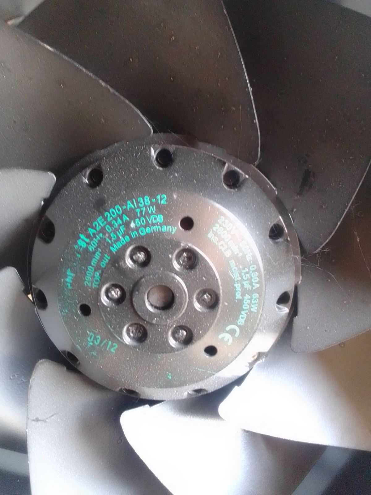 Вентилятор осьовий Axial Fan EBM-PAPST Inc. A2E200-AI38-12