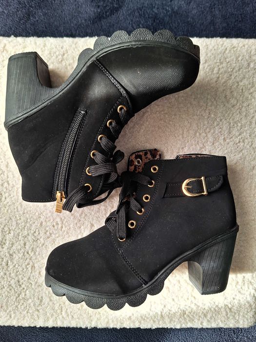Czarne  botki 37