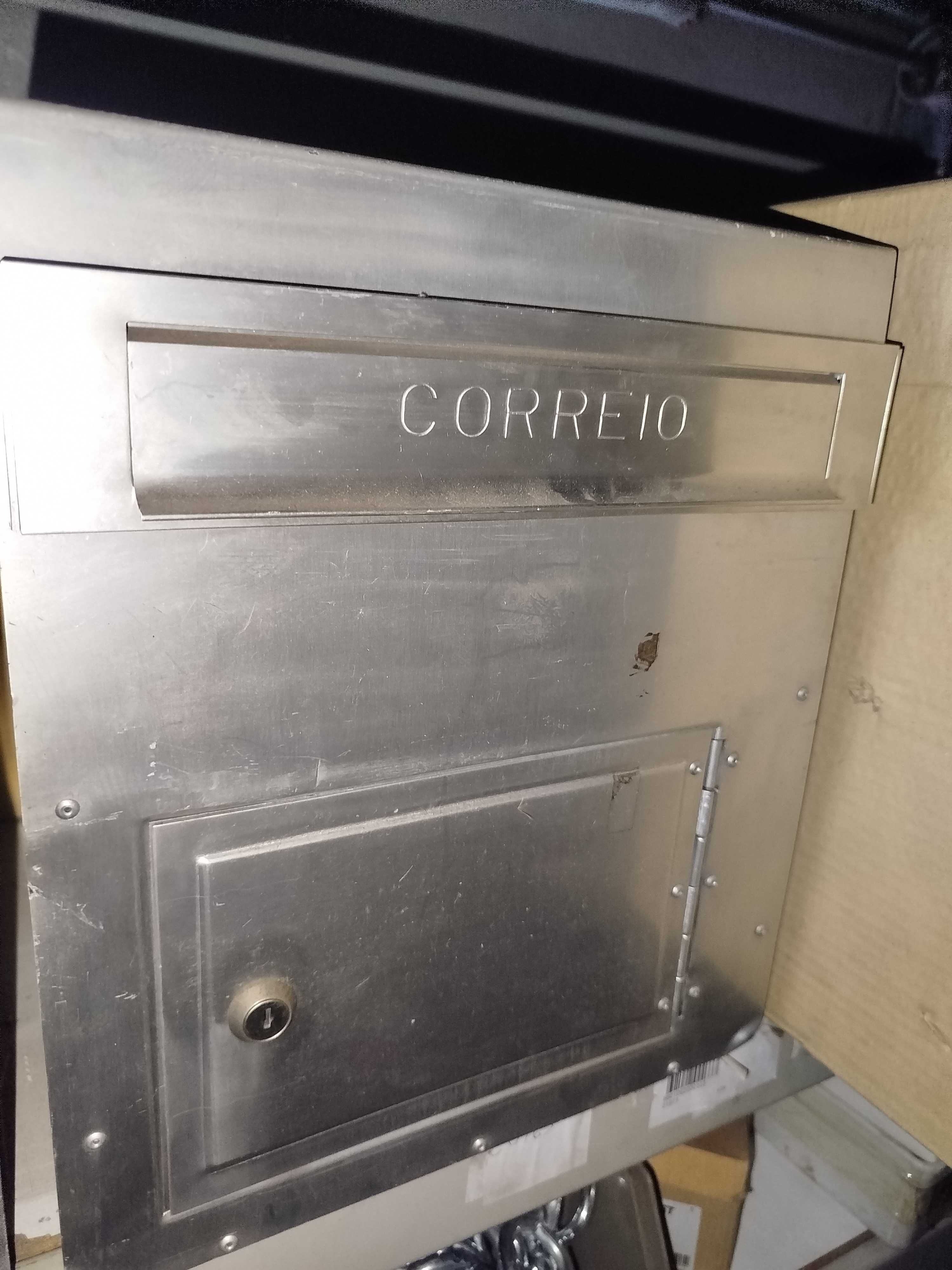 Caixas de correio de alumínio