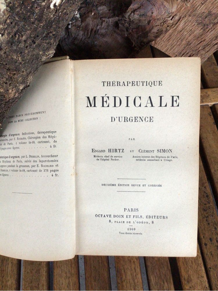 Livro de medicina de 1909