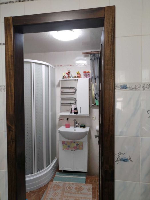 Продам будинок в центрі м.Суми. Р-н вул. Петропавлівська. А/О, ремонт.