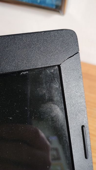 Lenovo G510 model name 20238 uruchamia się ale są uszkodzenia