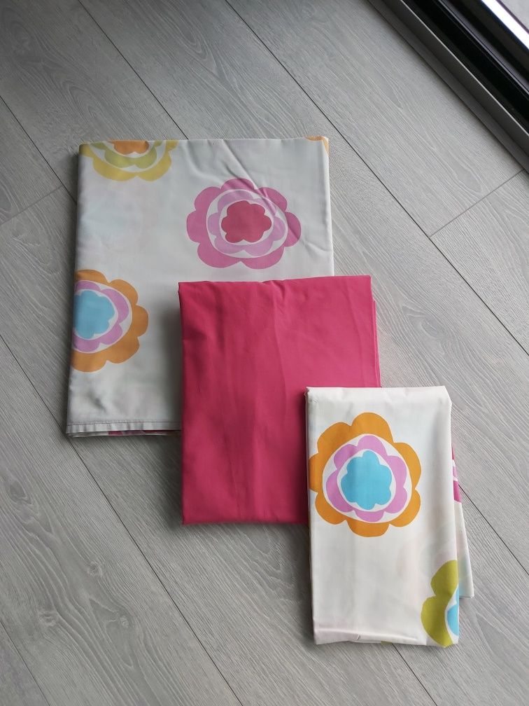 Conjuntos Têxteis 100% algodão flores e rosa: 3 cj Lençóis e 1 capa