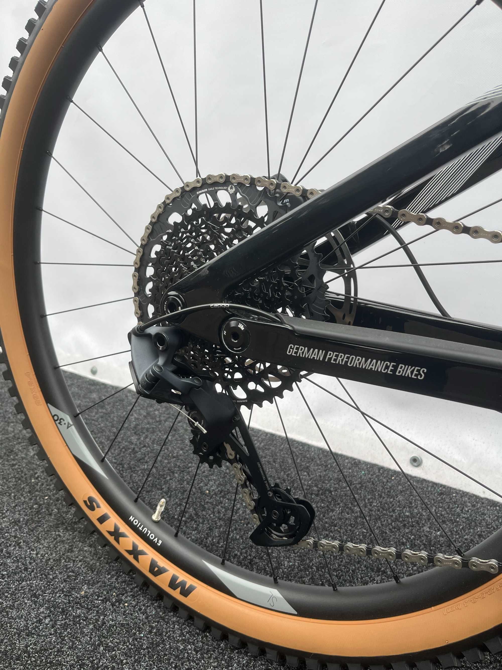 Rower MTB RAYMON FULLRAY 150 10.0 karbon FOX36 KASHIMA (S) wysyłka