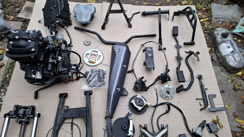 Бензобак Spark SP 250R-32,  бензобак спарк 250, запчасти