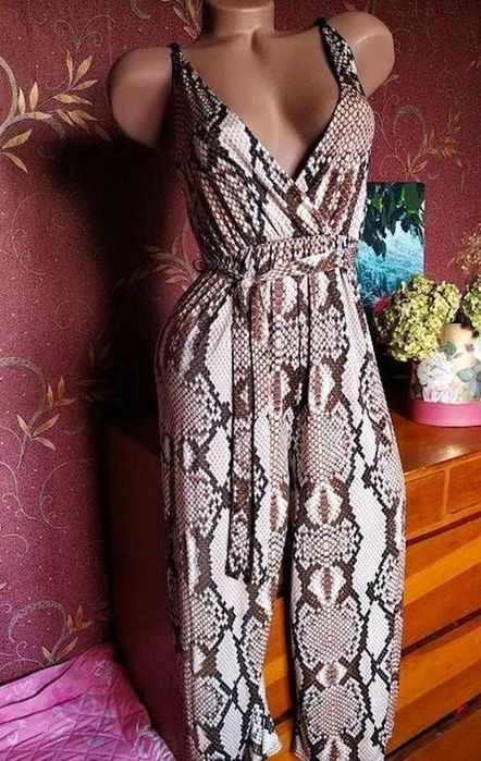 Комбінезон з тваринним(зміїним) принтом