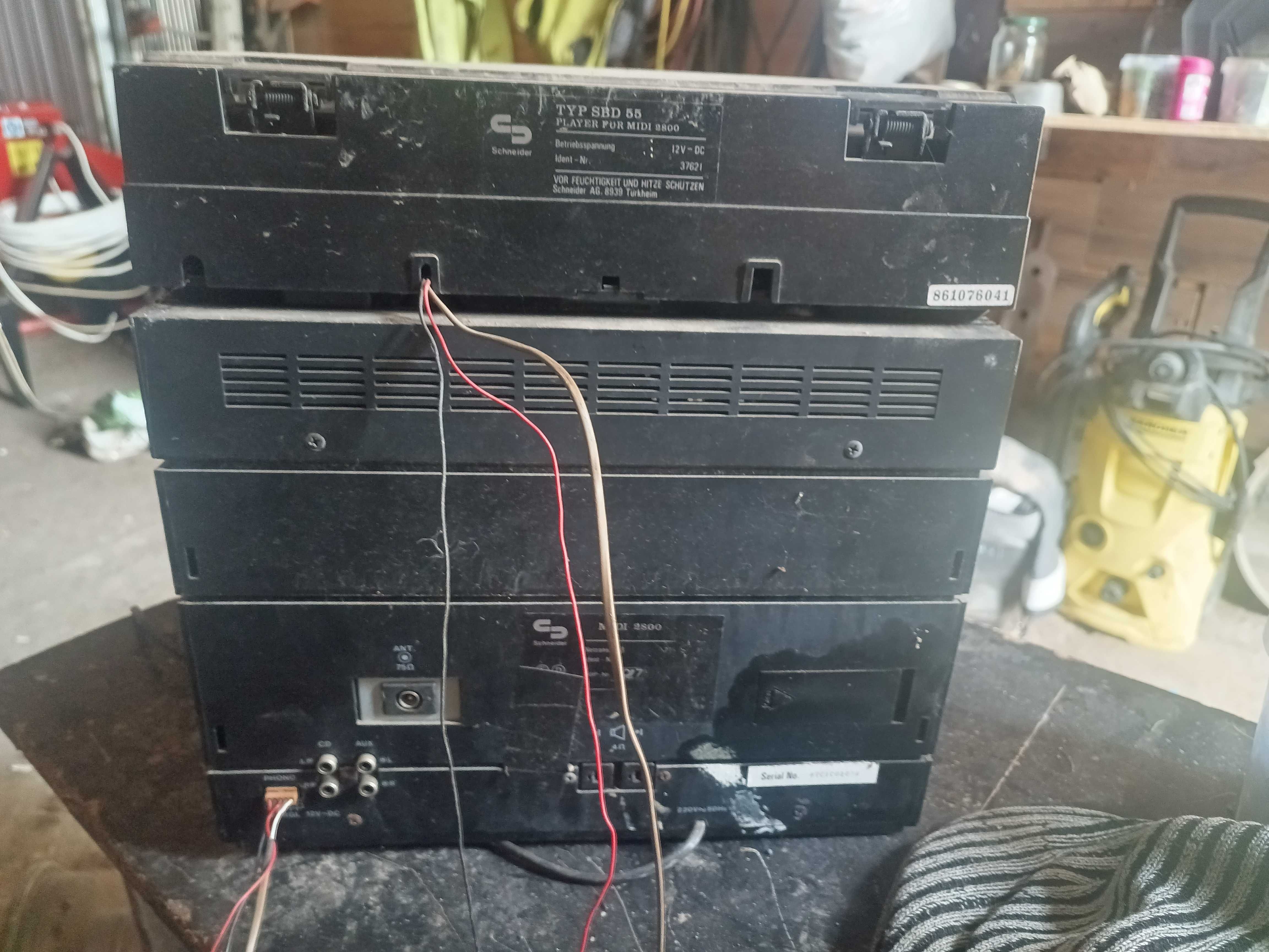 - Schneider MiDi - 2800 - Gramofon,Radio, Wzmacniacz,Odtwarzanie Kaset