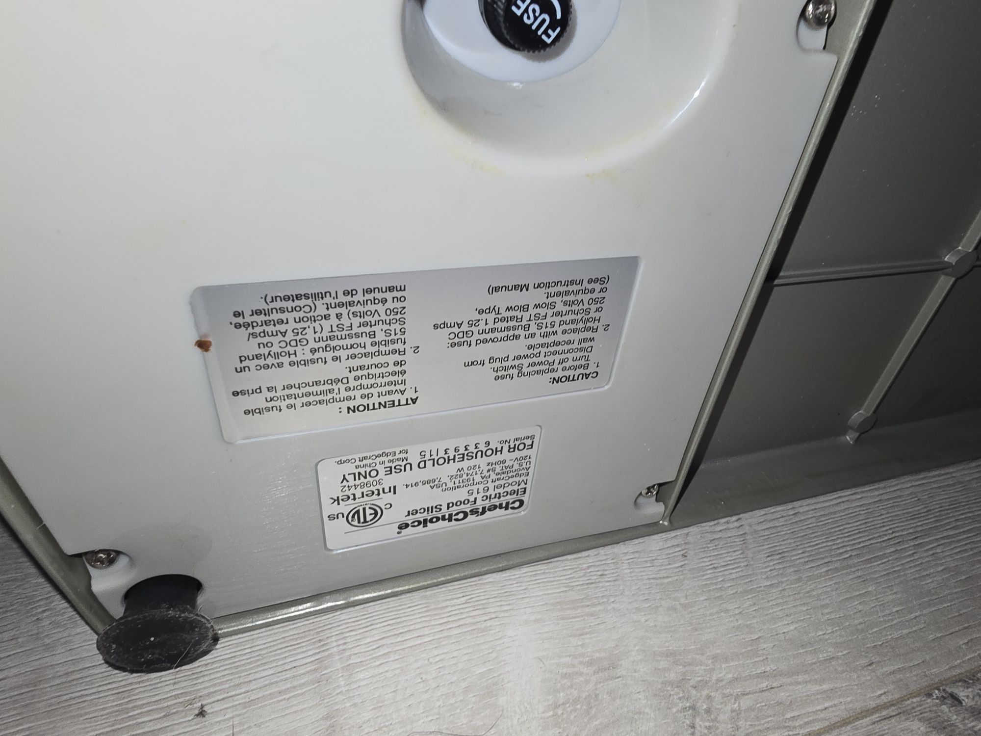 Krajalnica  Chef's Choice 615 120V + gratis