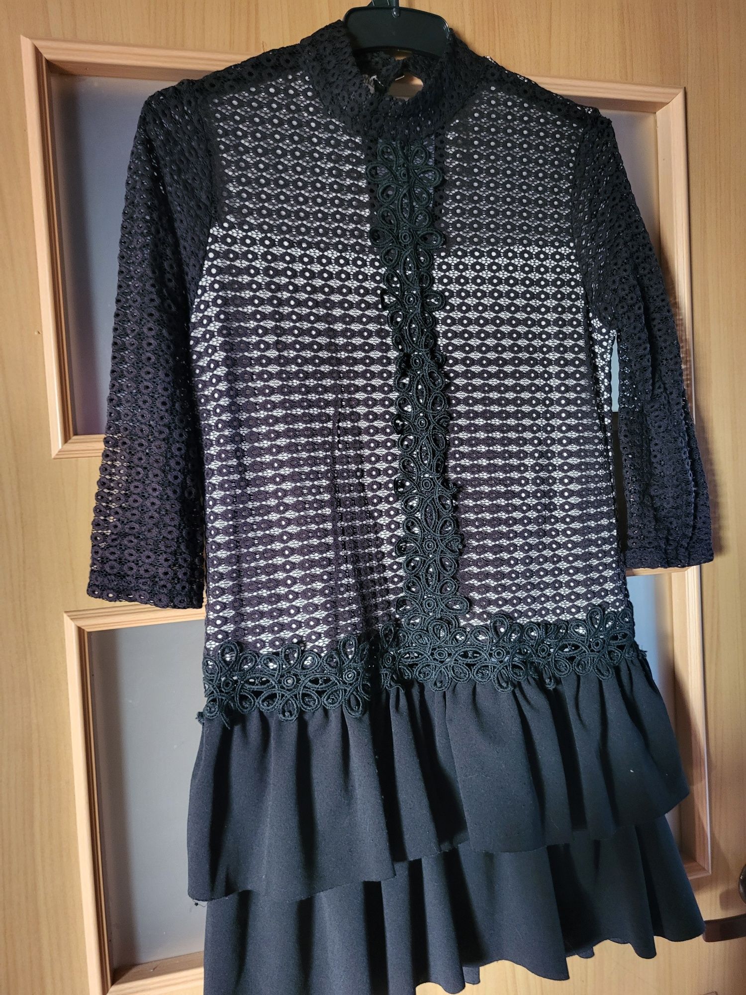 Czarna sukienka M/L