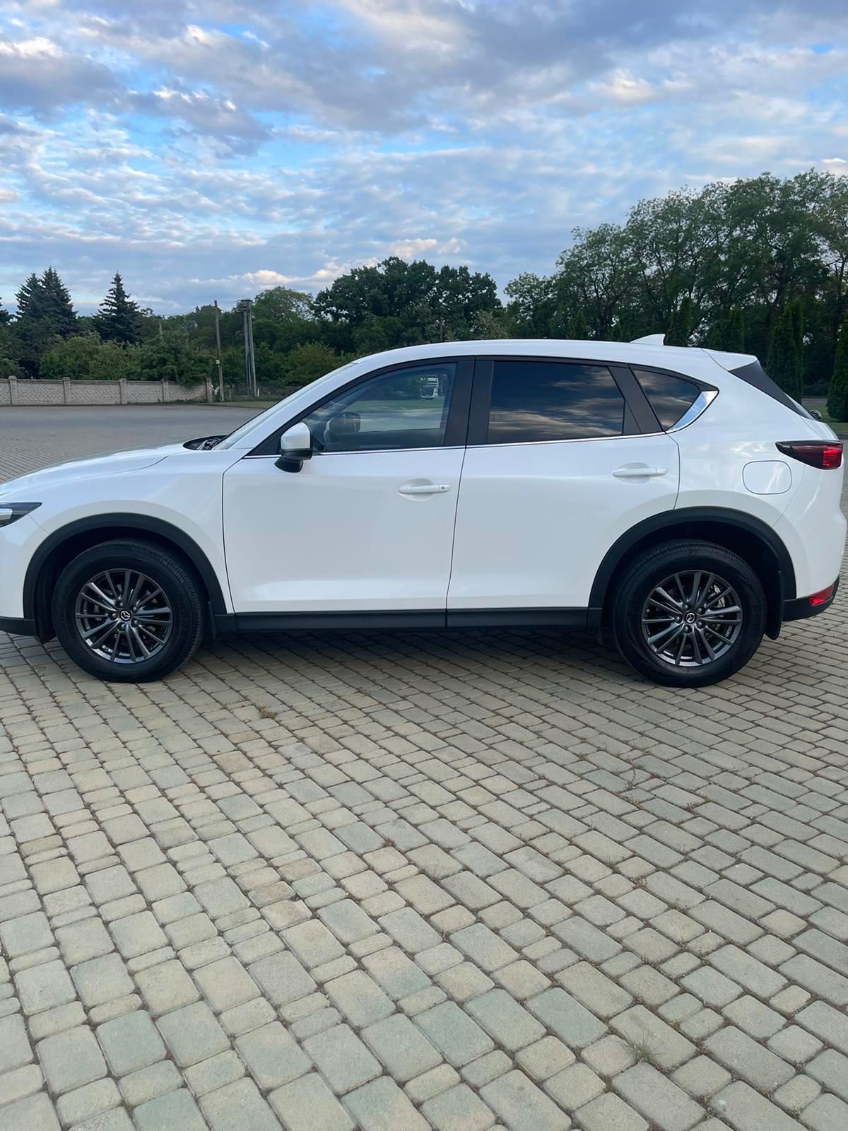 Автомобіль Mazda CX-5