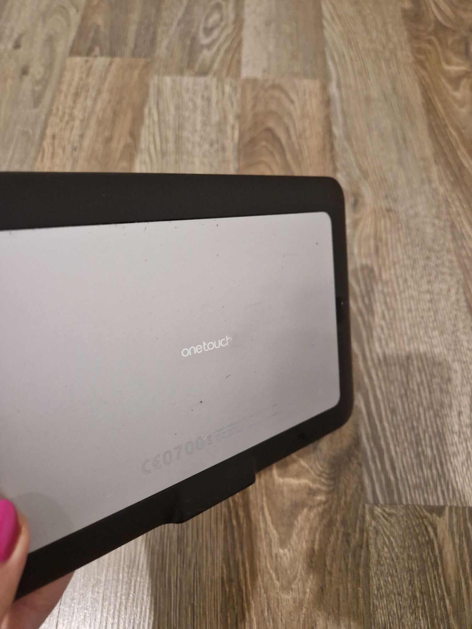 Tablet w stanie bardzo dobrym