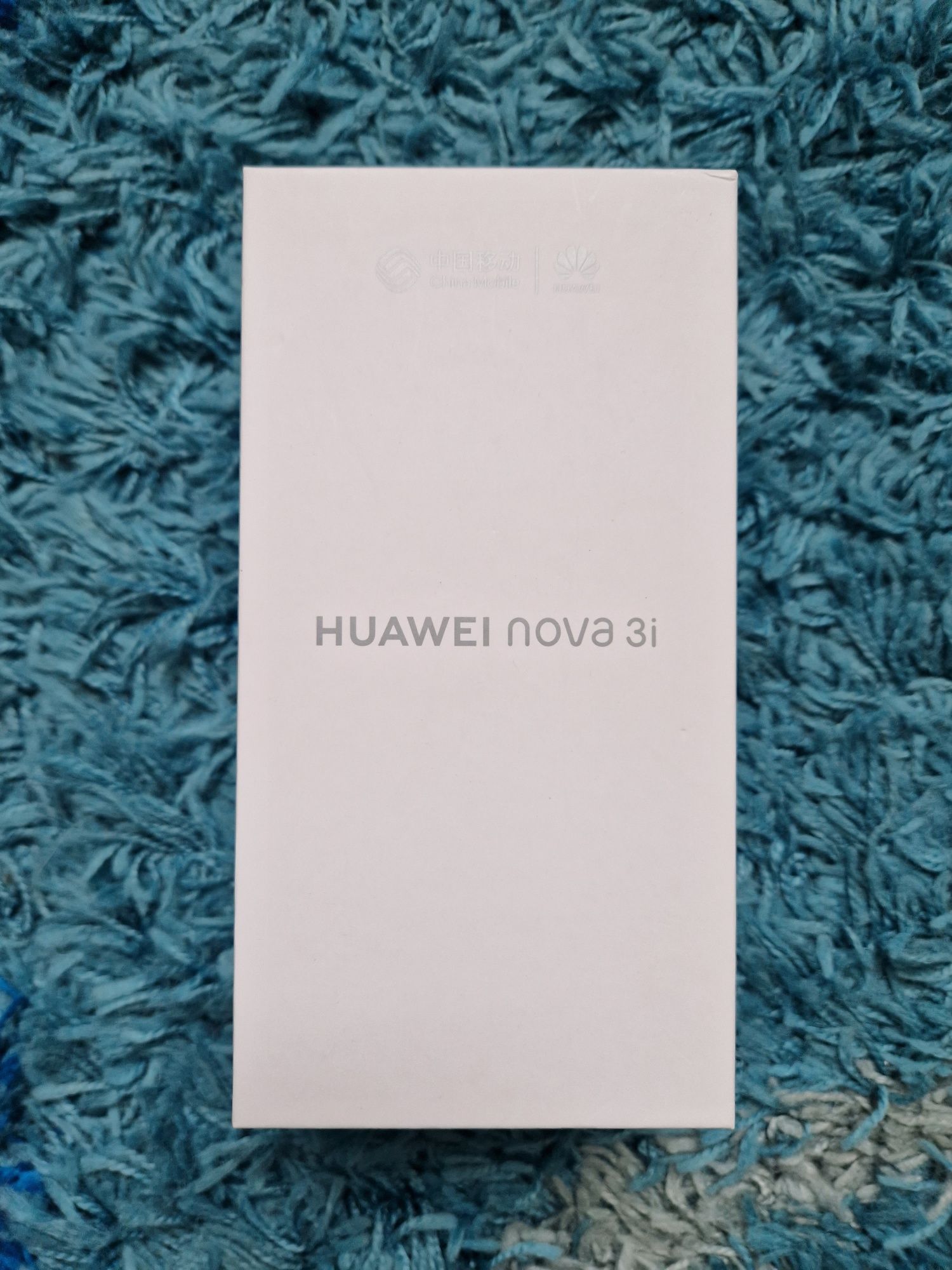 Телефон Huawei nova 3i