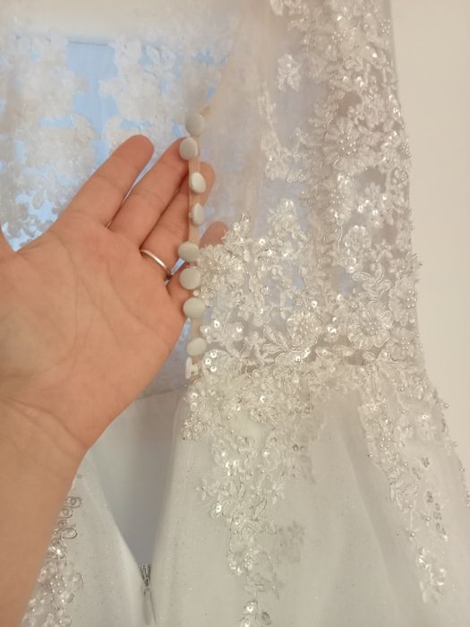 Suknia ślubna +halka +welon+narzutka na ramiona